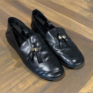 Zara Women’s Black Tassel Loafers Workwear Minimalist Fashion UK 39-US 8